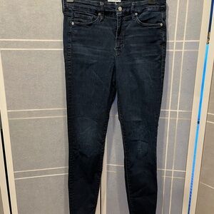 Good American Good Legs Skinny Jeans